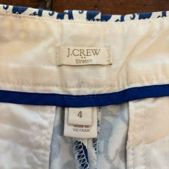J Crew Seahorse Chino Style Side Zip shorts White With Blue Stretch Size 4 - Picture 5 of 6